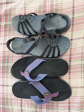 Women’s Teva Size 7 Purple and Blue Webbing Strap Sandals - 2 Pair